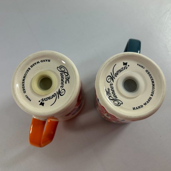 Pioneer Woman Salt Pepper Shakers Flee Market Pattern Ceramic 3.5" Tall - Picture 6 of 7